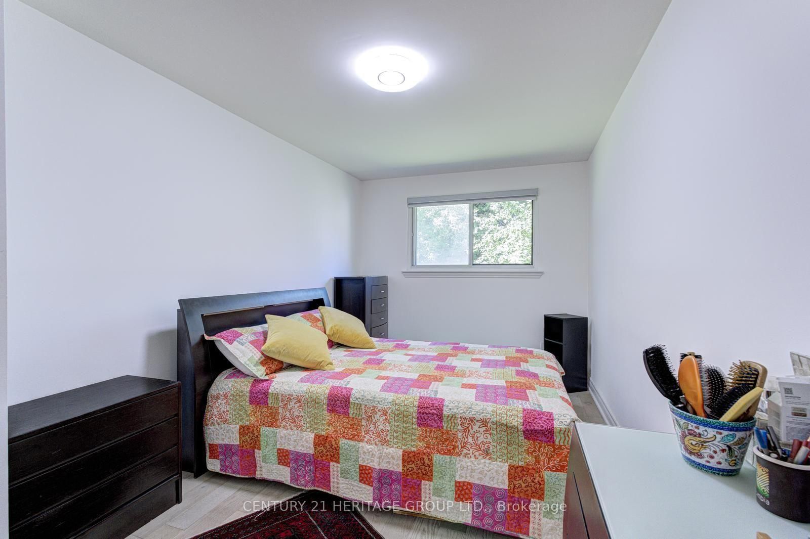 117 Marbury Crescent • Toronto, ON photo 24