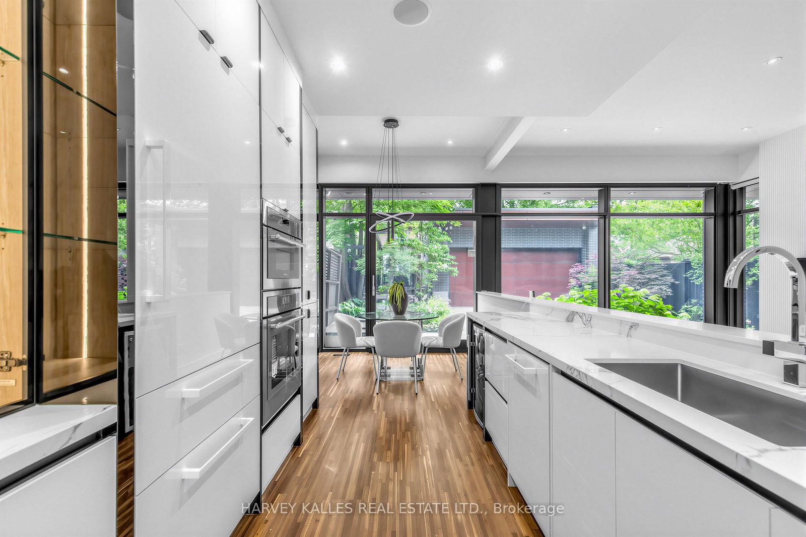 5 Braemar Avenue • Toronto, ON photo 12