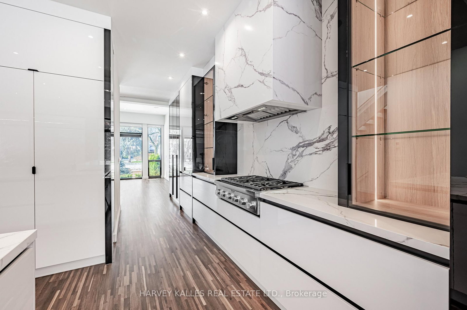 5 Braemar Avenue • Toronto, ON photo 13