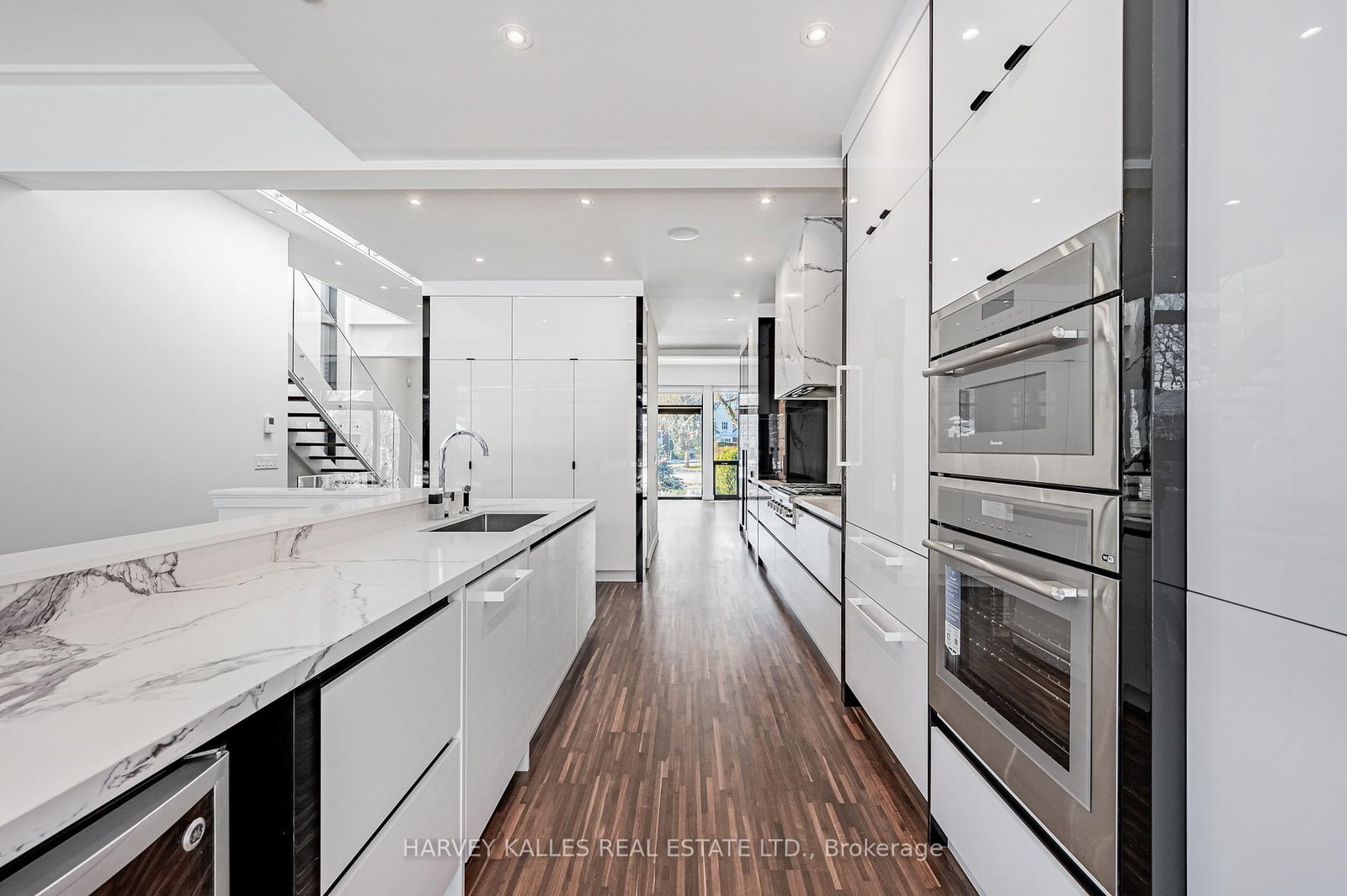 5 Braemar Avenue • Toronto, ON photo 16