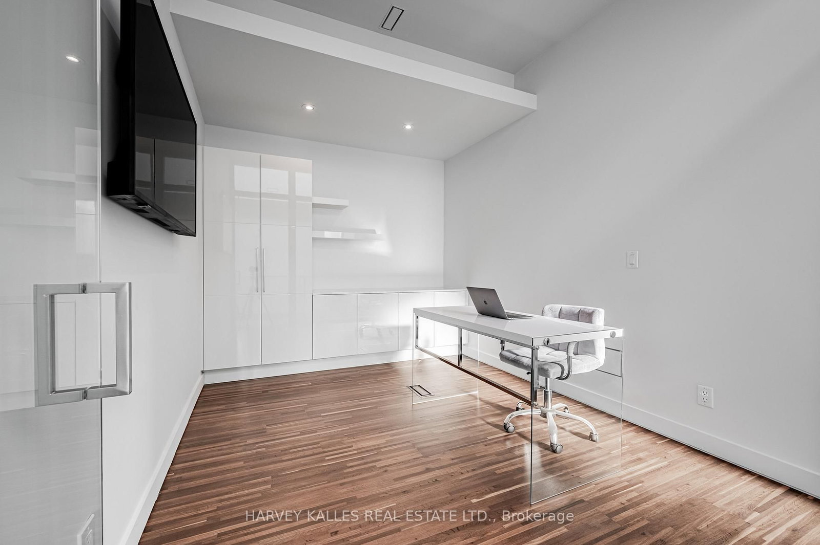 5 Braemar Avenue • Toronto, ON photo 36