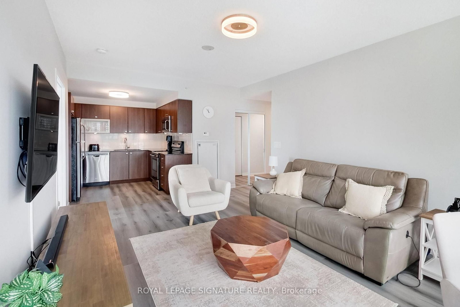 69 Lynn Williams Street • #904 • Toronto, ON photo 10