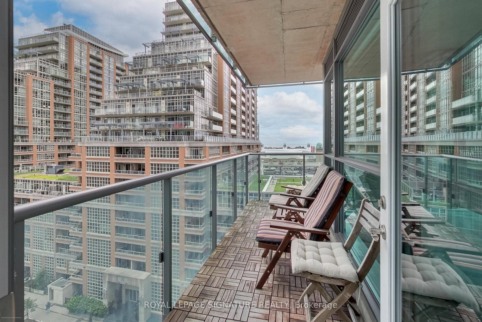 69 Lynn Williams Street • #904 • Toronto, ON photo 23