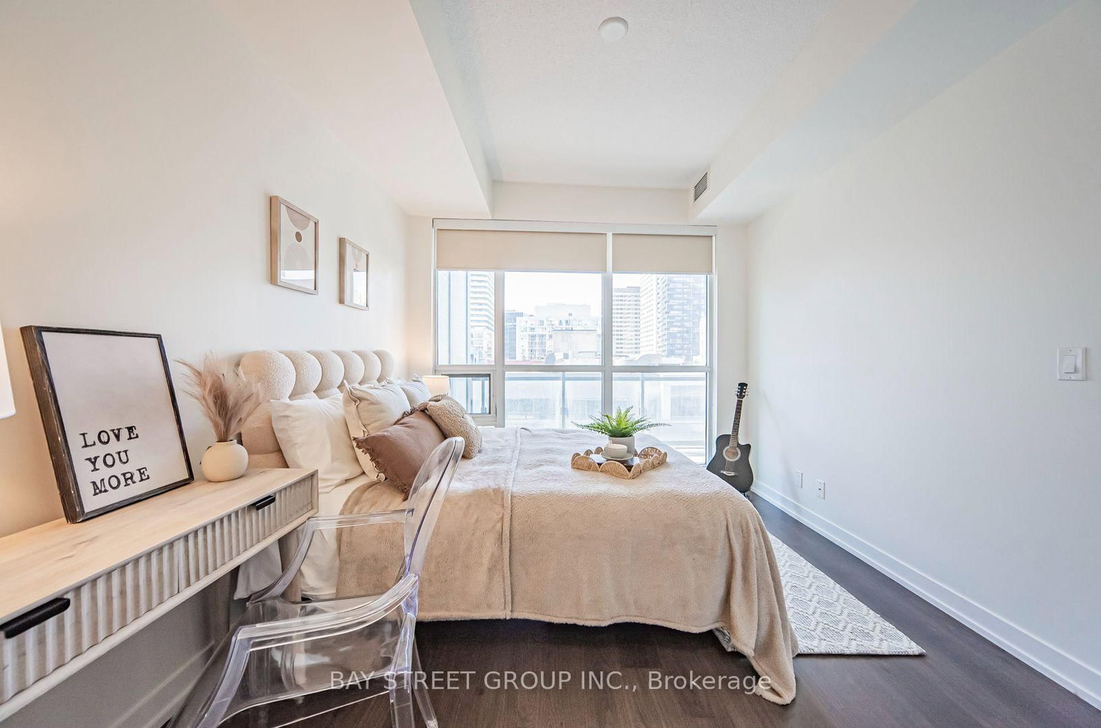 89 Dunfield Avenue • #801 • Toronto, ON photo 12