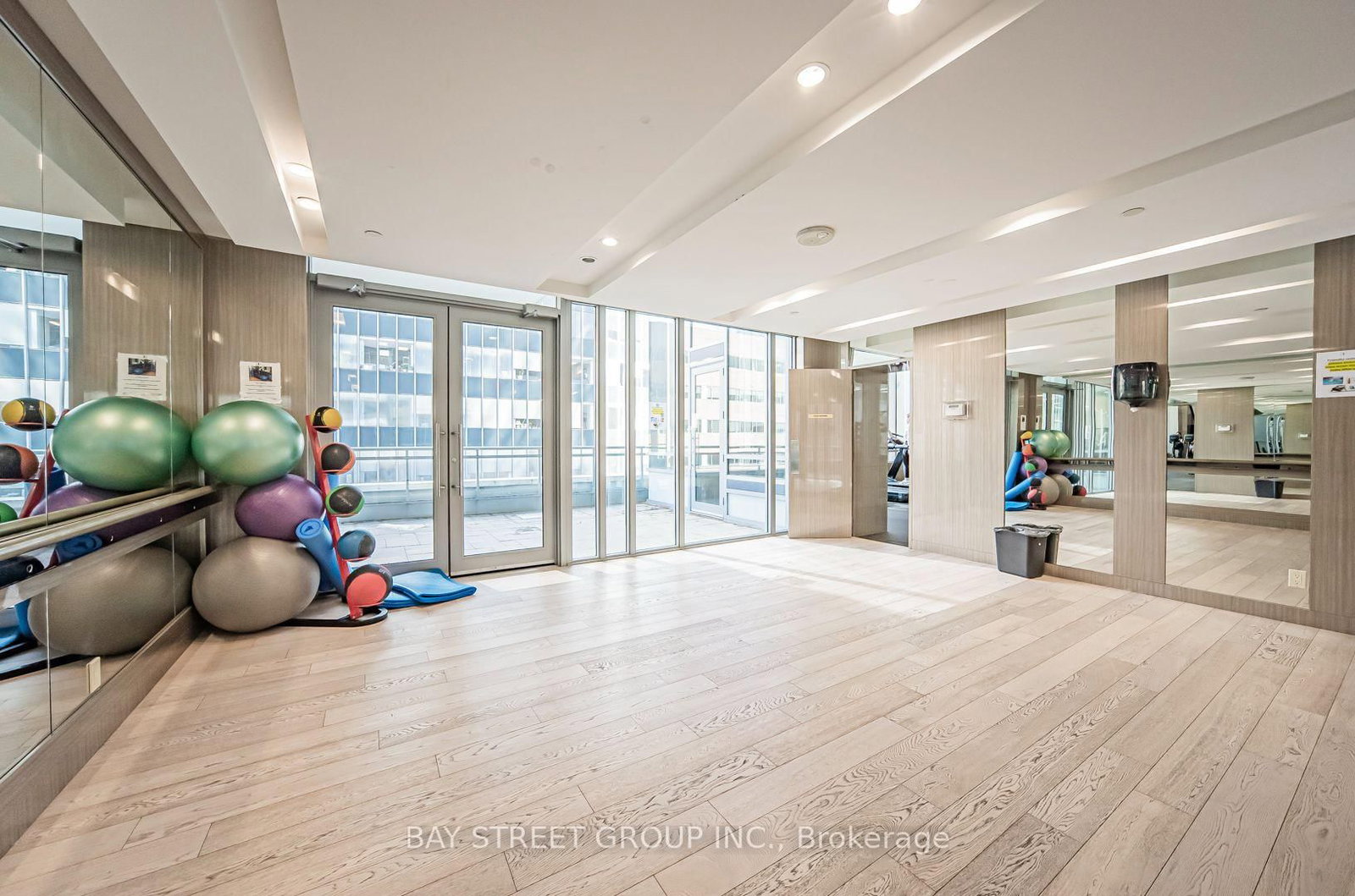 89 Dunfield Avenue • #801 • Toronto, ON photo 21
