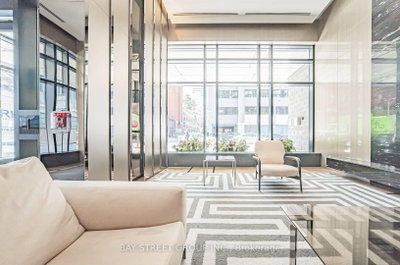 89 Dunfield Avenue • #801 • Toronto, ON photo 5