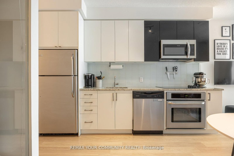 724 - 98 Lillian Street