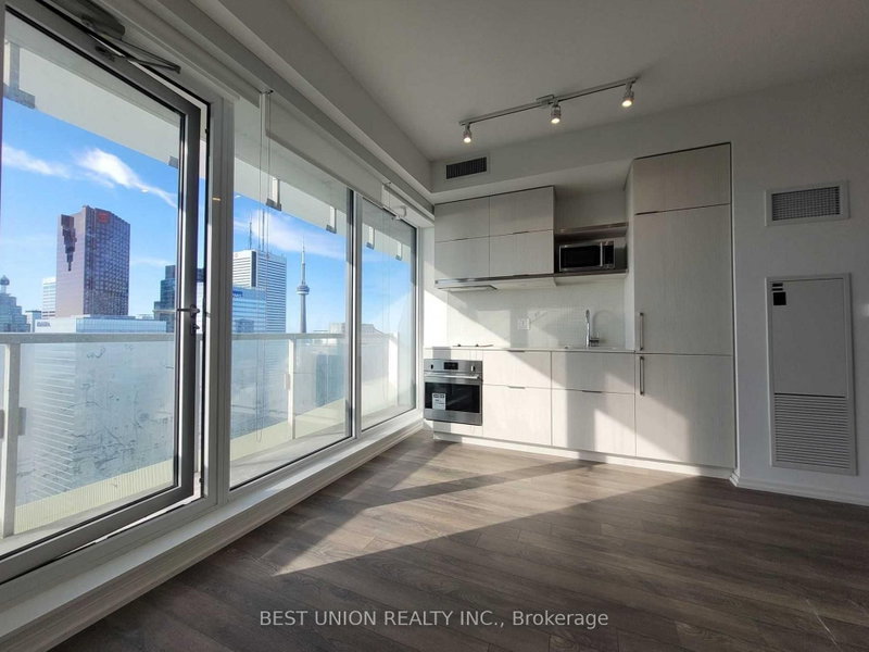 5308 - 197 Yonge Street