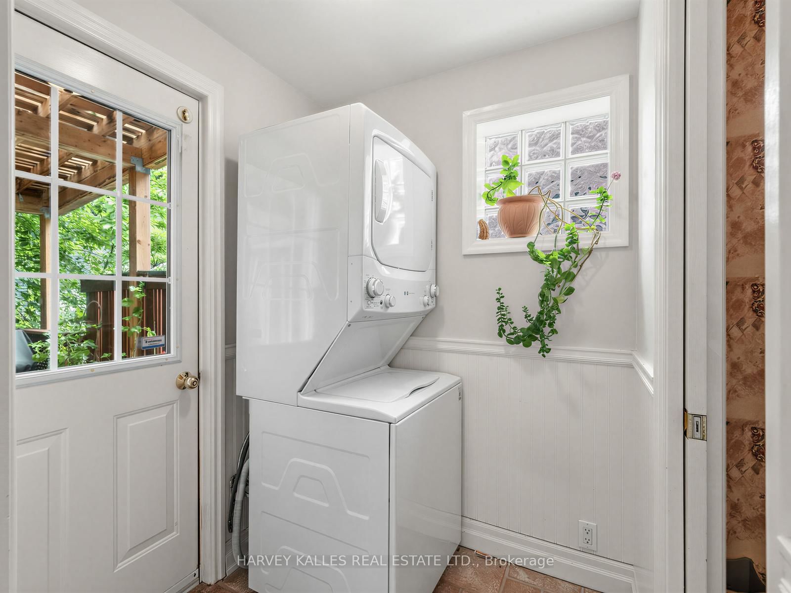 287 St. Leonard's Avenue • Toronto, ON photo 18