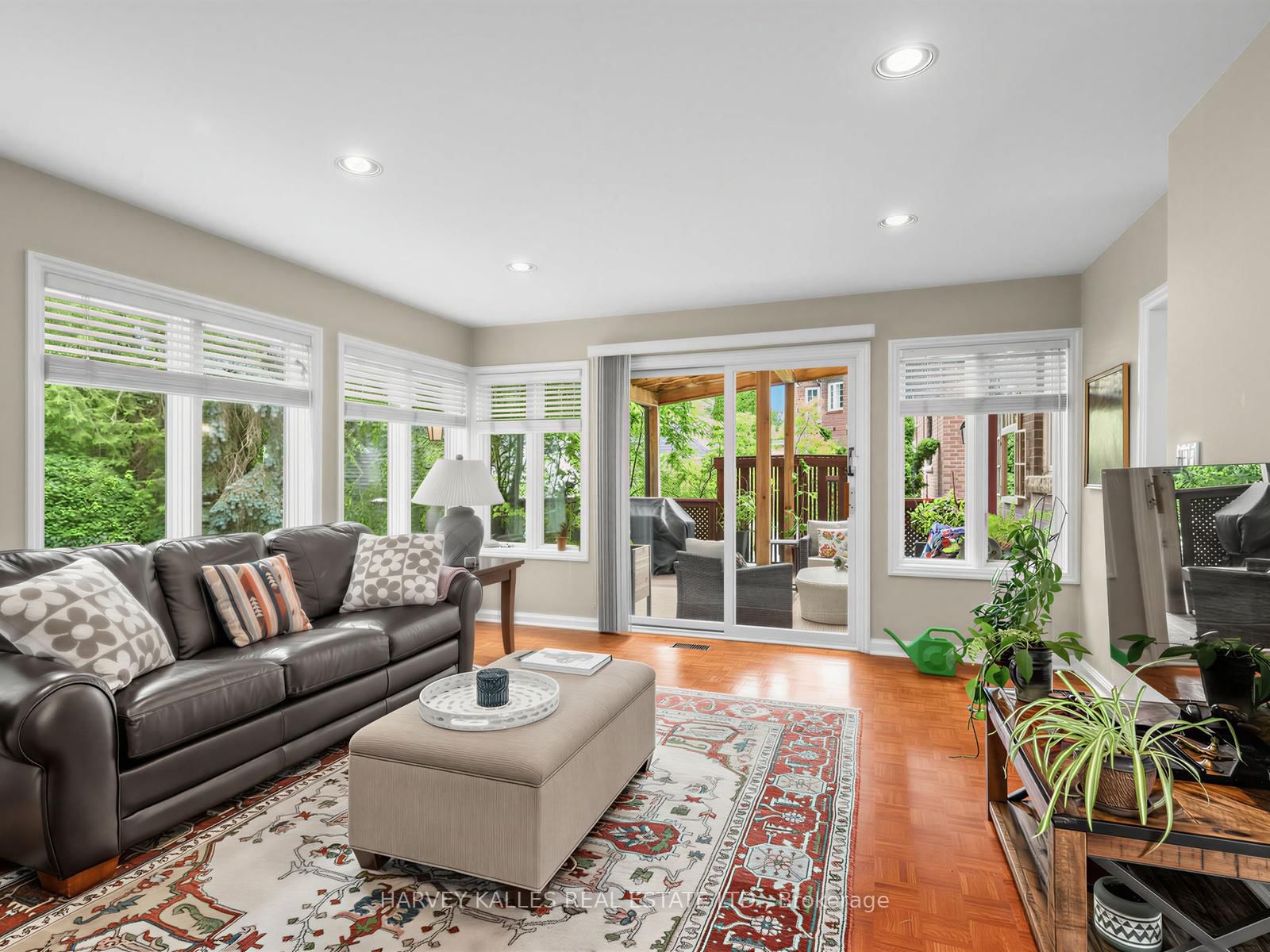 287 St. Leonard's Avenue • Toronto, ON photo 20