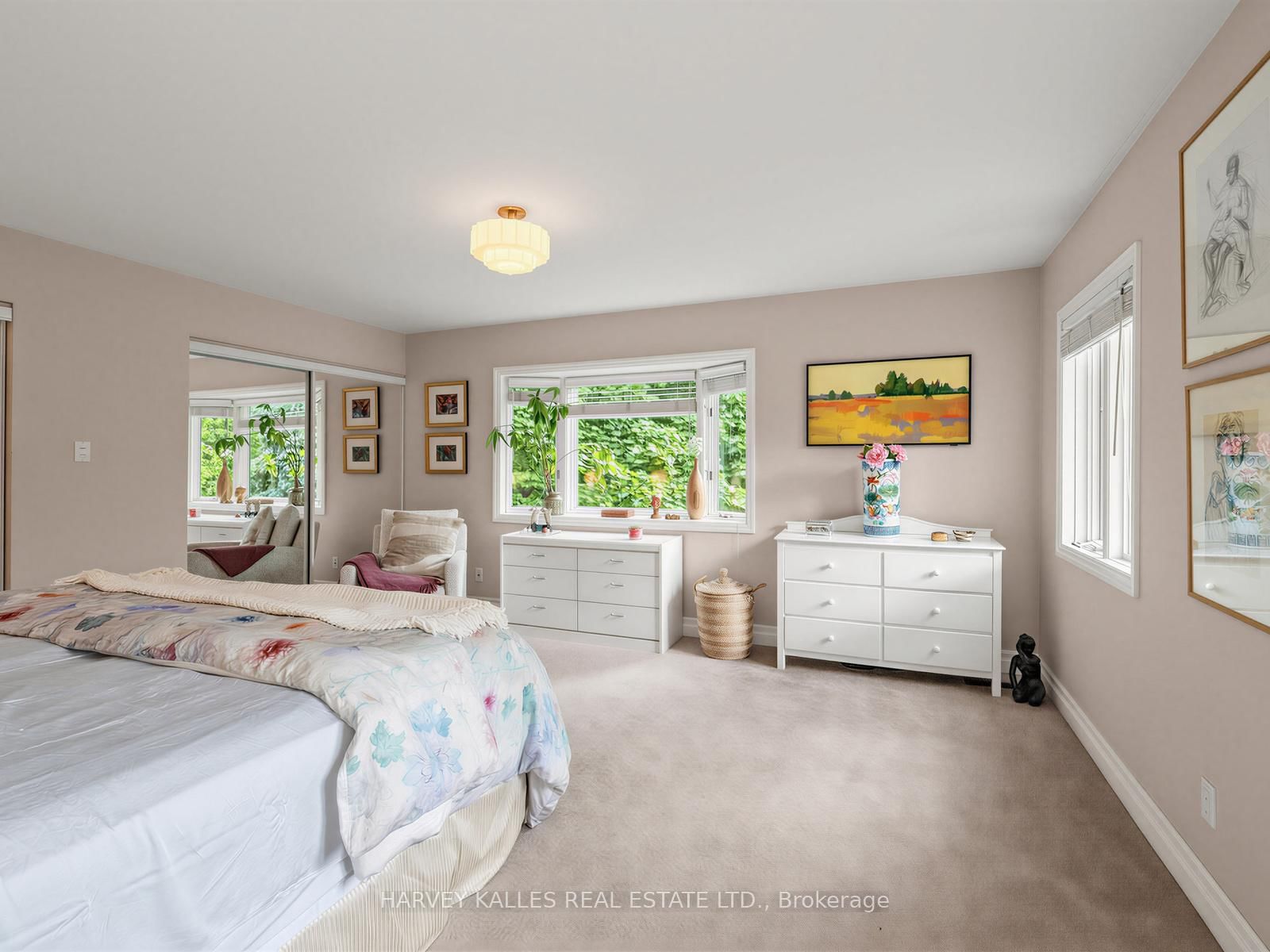 287 St. Leonard's Avenue • Toronto, ON photo 26