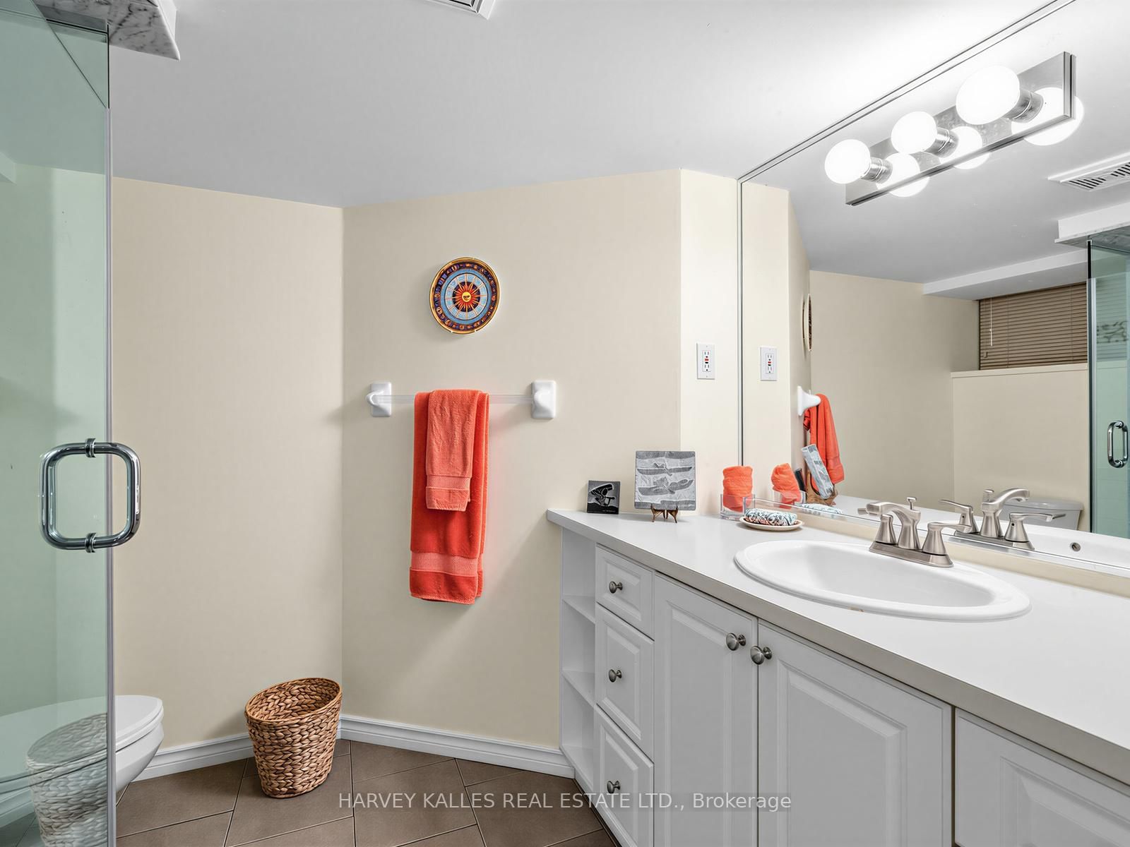 287 St. Leonard's Avenue • Toronto, ON photo 37