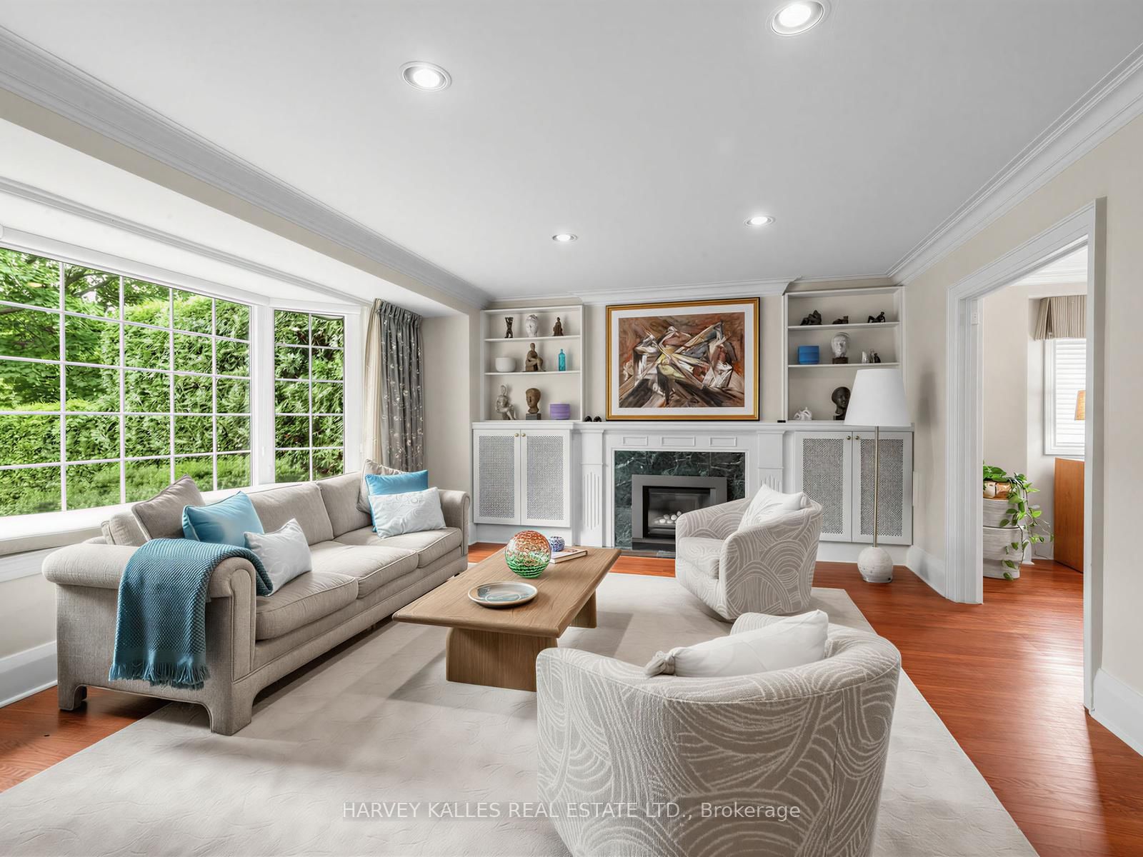 287 St. Leonard's Avenue • Toronto, ON photo 5