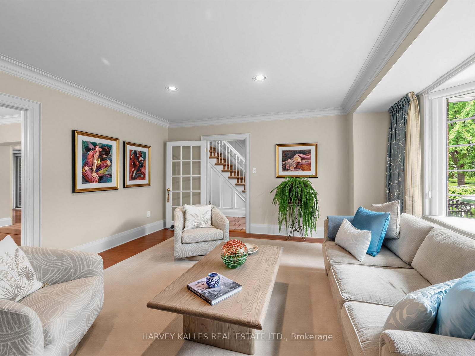 287 St. Leonard's Avenue • Toronto, ON photo 8