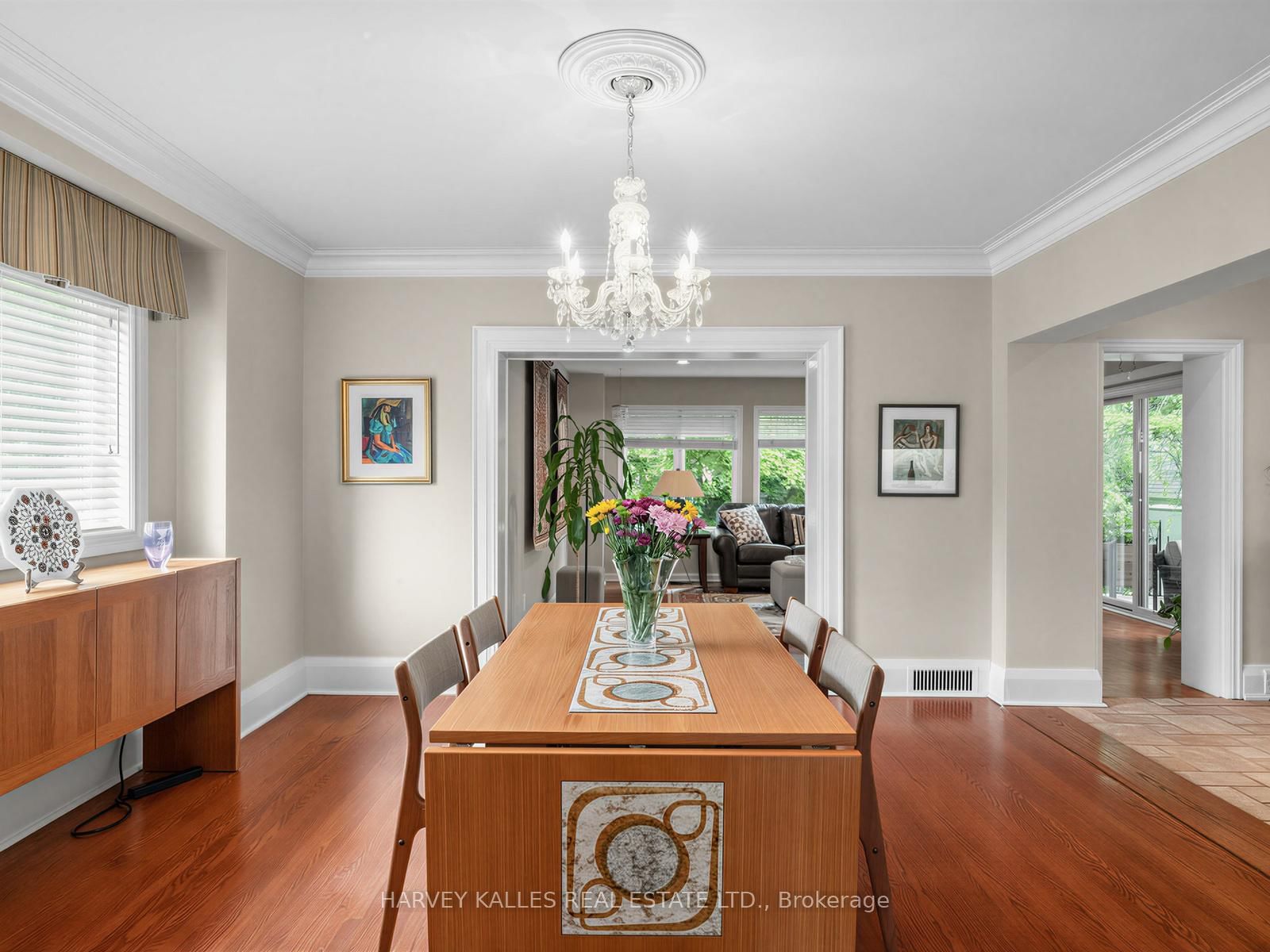 287 St. Leonard's Avenue • Toronto, ON photo 9