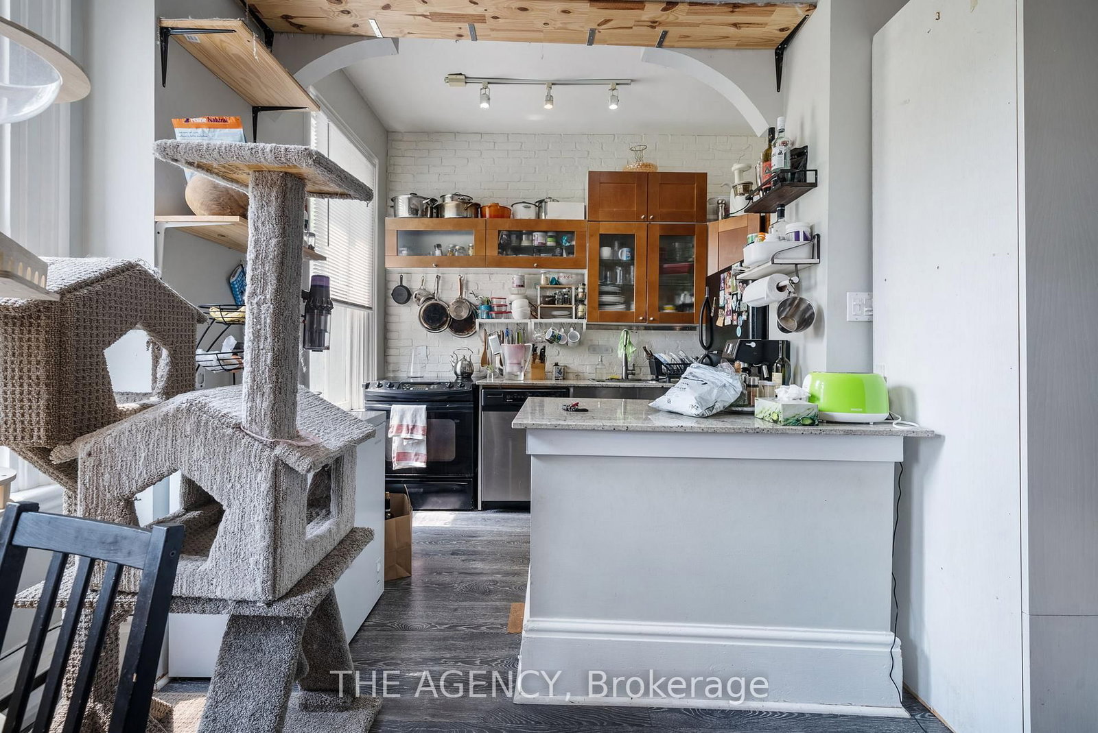 31 Rose Avenue • Toronto, ON photo 15