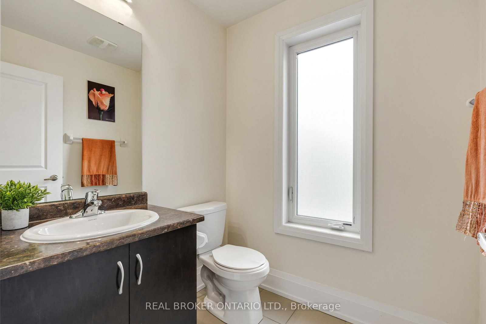 7 Kenneth Wood Crescent • Toronto, ON photo 16