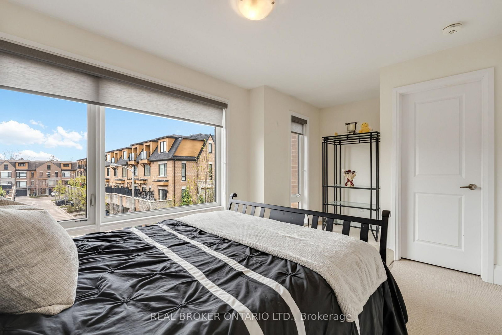 7 Kenneth Wood Crescent • Toronto, ON photo 19