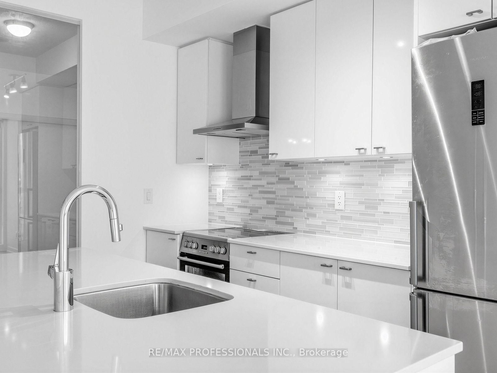 51 East Liberty Street • #606 • Toronto, ON photo 13