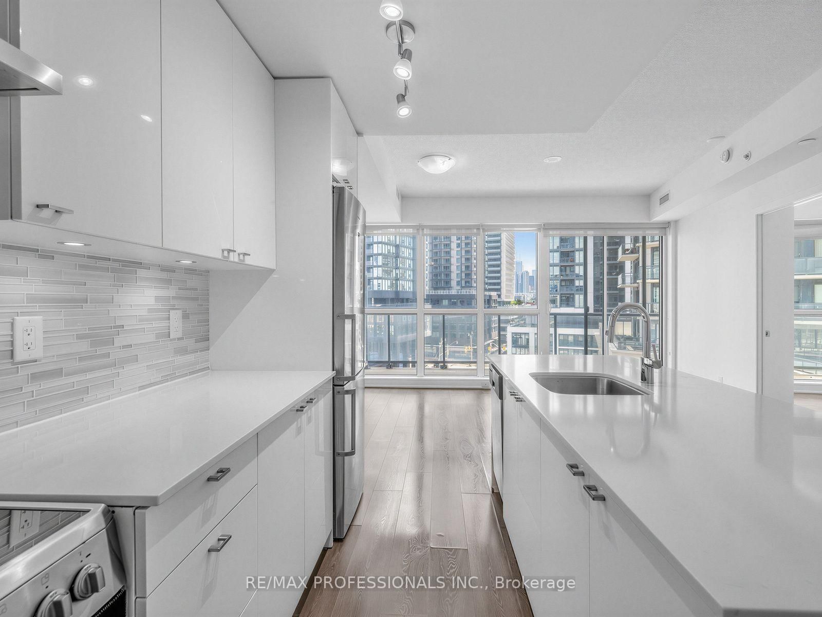 51 East Liberty Street • #606 • Toronto, ON photo 15