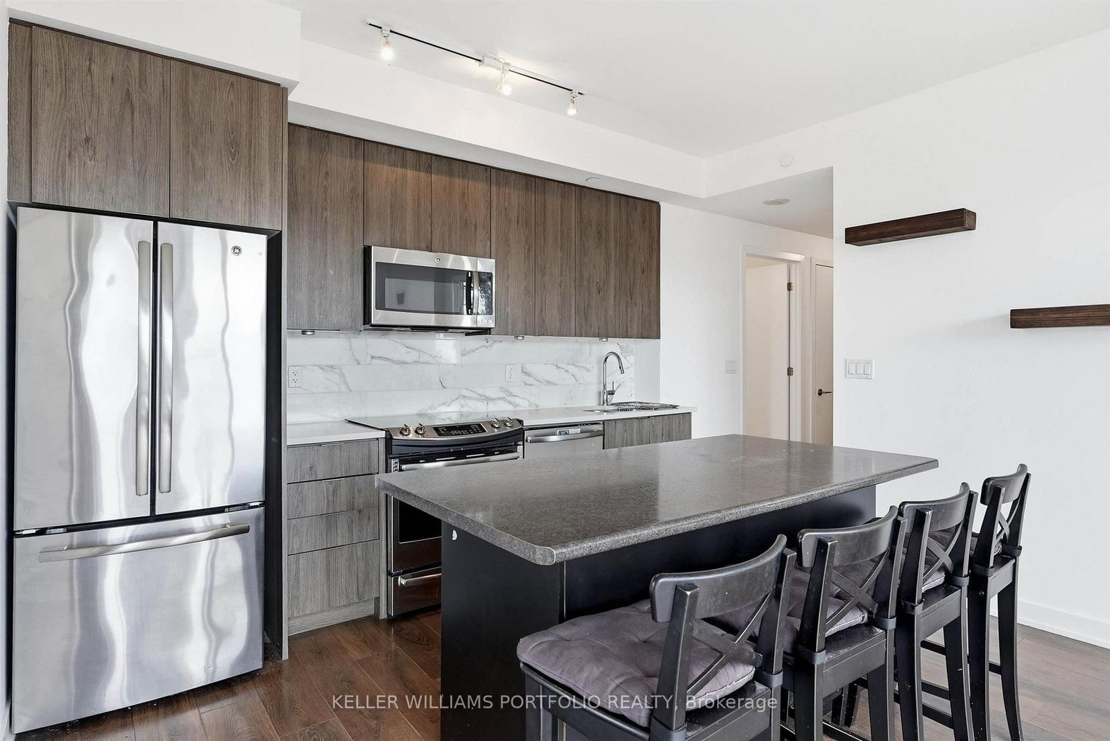 50 Bruyeres Mews • #1009 • Toronto, ON photo 20