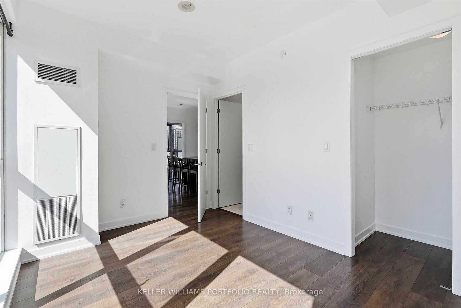 50 Bruyeres Mews • #1009 • Toronto, ON photo 24