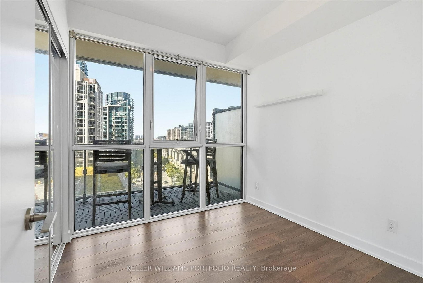 50 Bruyeres Mews • #1009 • Toronto, ON photo 26
