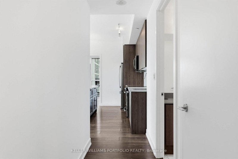 50 Bruyeres Mews photo 5
