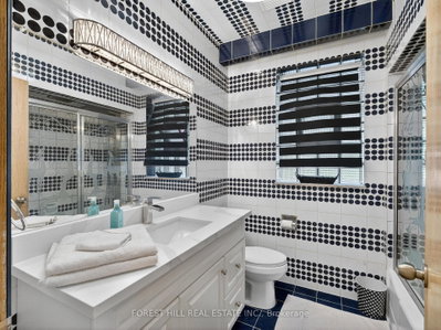 3 Glen Rush Toronto,ON M5N 2T2 — Photo 24