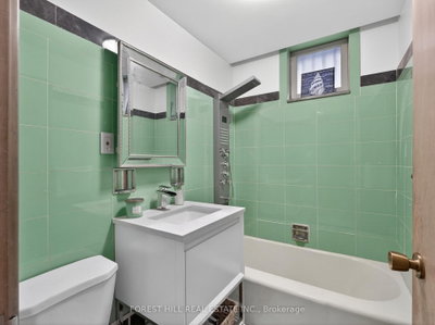 3 Glen Rush Toronto,ON M5N 2T2 — Photo 31