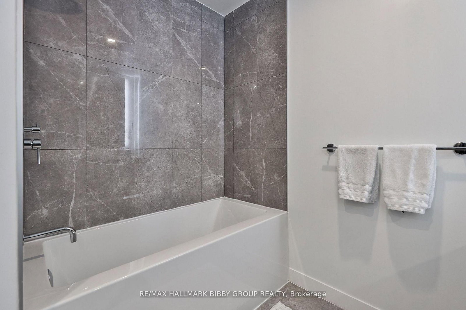 185 Alberta Avenue • #1105 • Toronto, ON photo 19