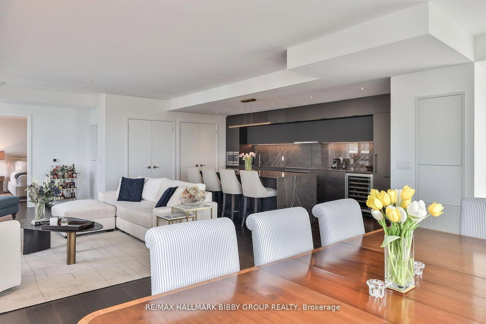 185 Alberta Avenue • #1105 • Toronto, ON photo 7