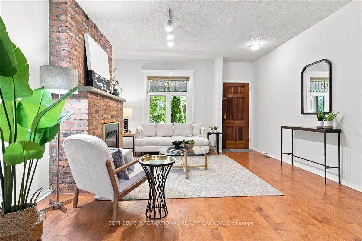 334 Albany Avenue • Toronto, ON photo 5