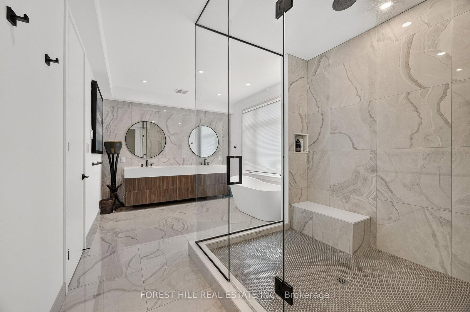 353 Dupont Street • Toronto, ON photo 17
