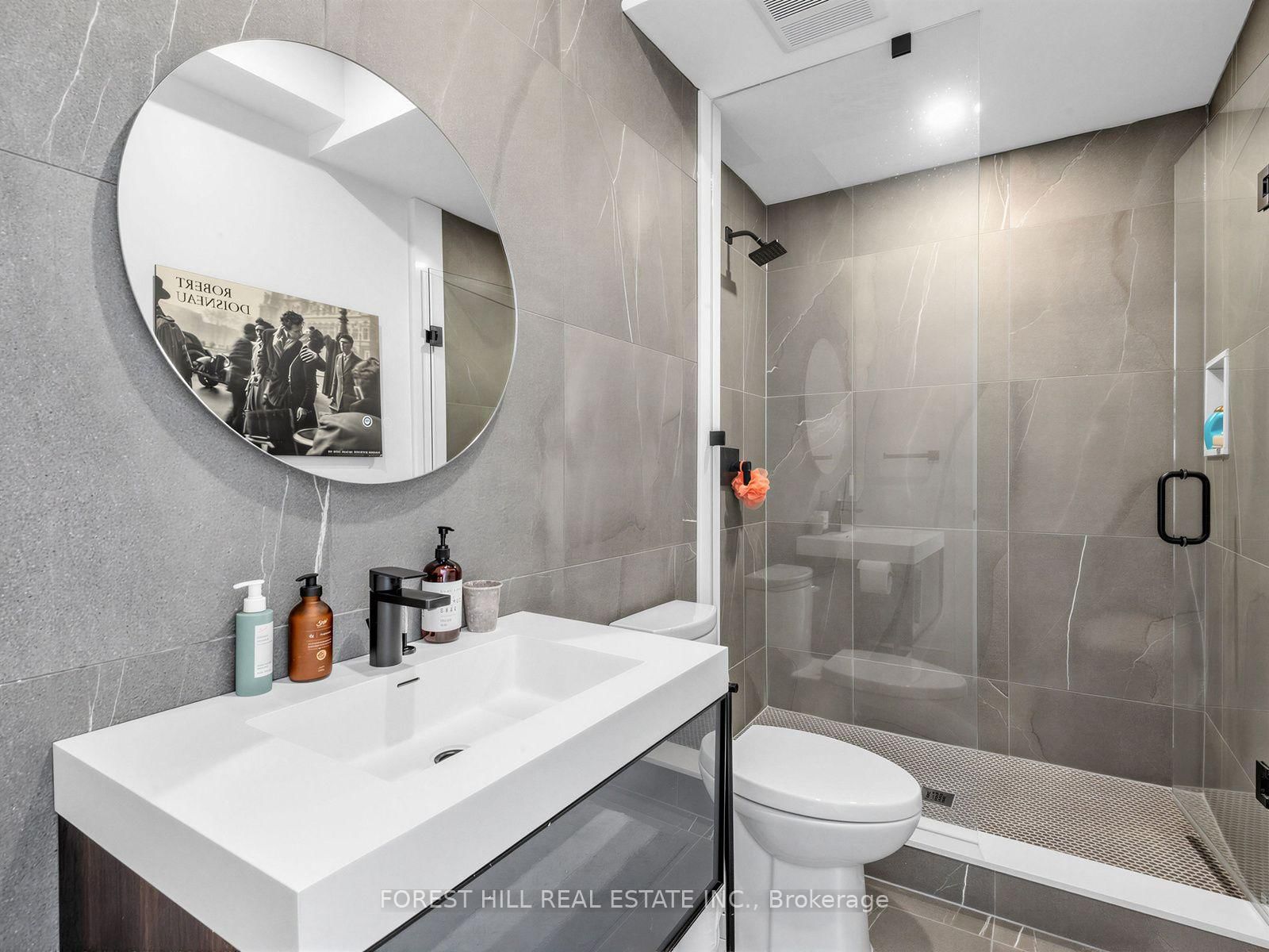 353 Dupont Street • Toronto, ON photo 20