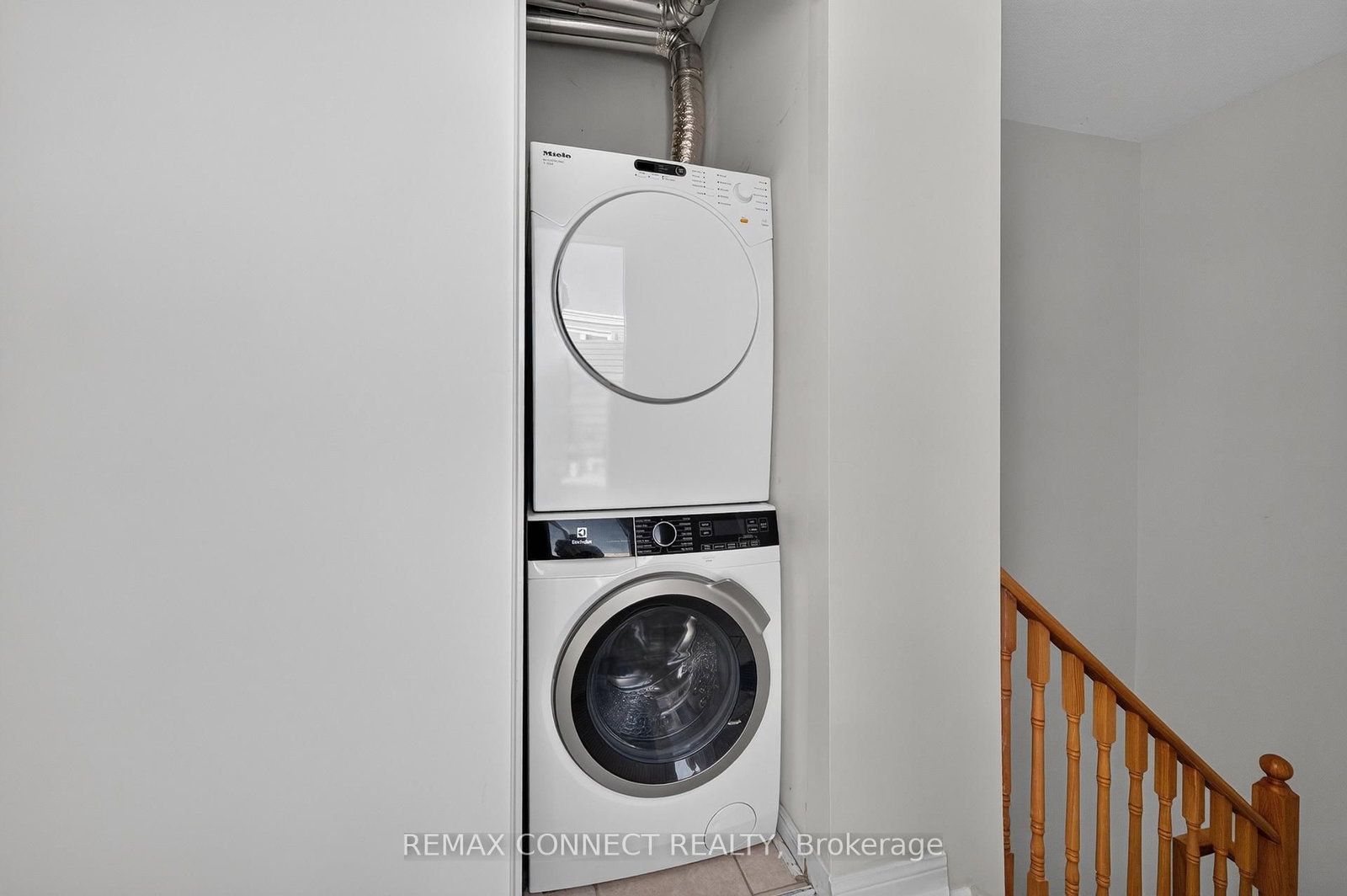 7B Crawford Street • Toronto, ON photo 32