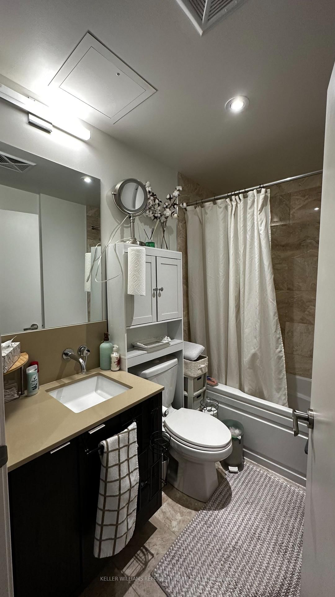 88 Harbour Street • #7105 • Toronto, ON photo 12