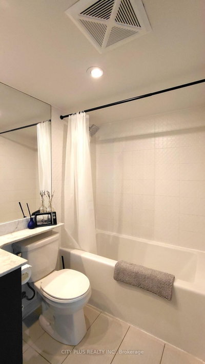 85 East Liberty Street • #530 • Toronto, ON photo 9