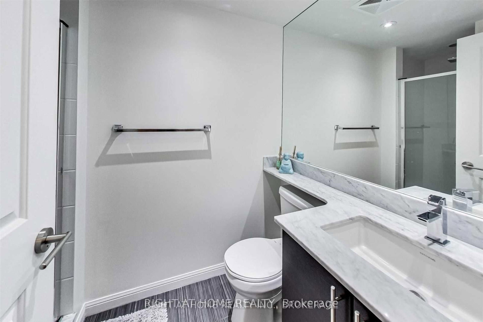 75 East Liberty Street • #2401 • Toronto, ON photo 20