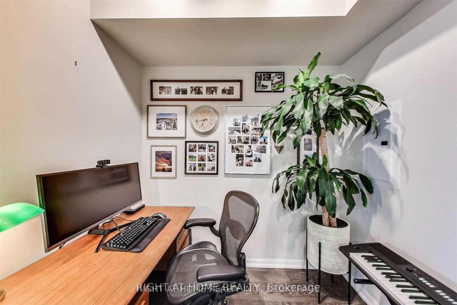 75 East Liberty Street • #2401 • Toronto, ON photo 8