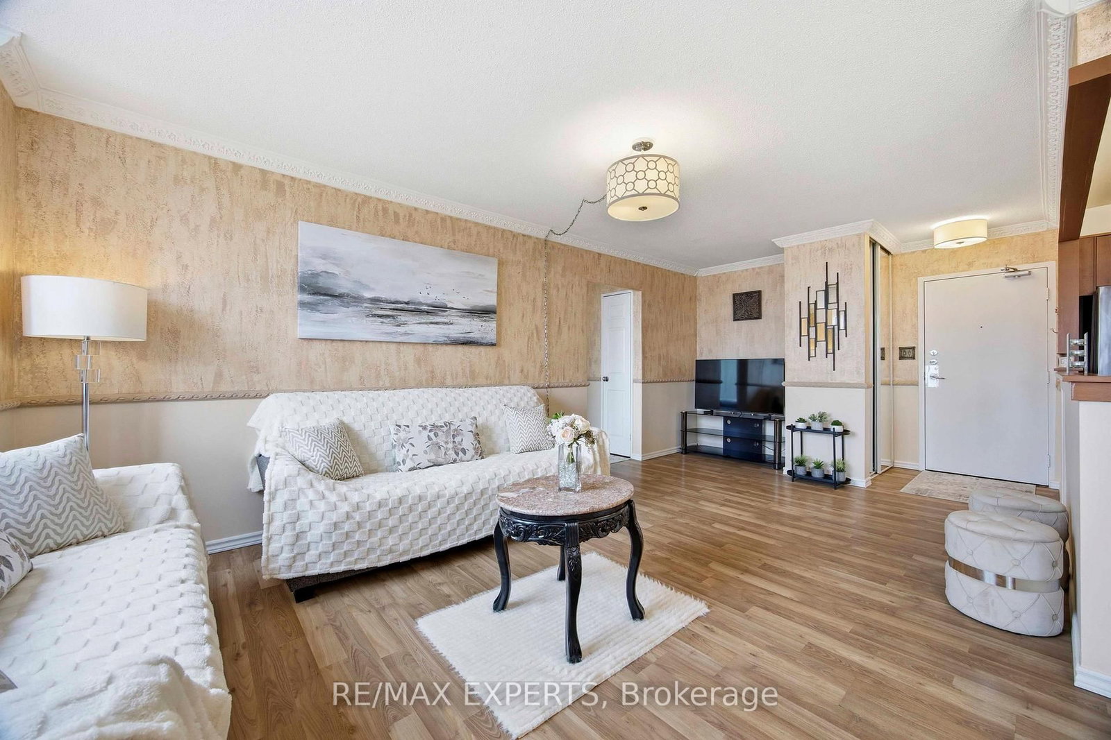 5 Shady Golfway • #1417 • Toronto, ON photo 12