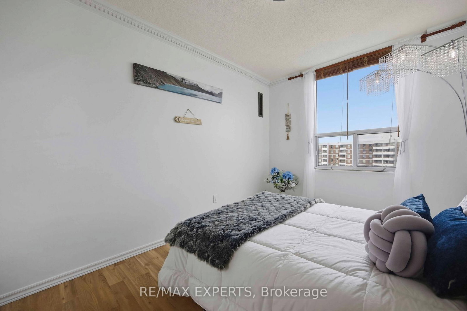 5 Shady Golfway • #1417 • Toronto, ON photo 18
