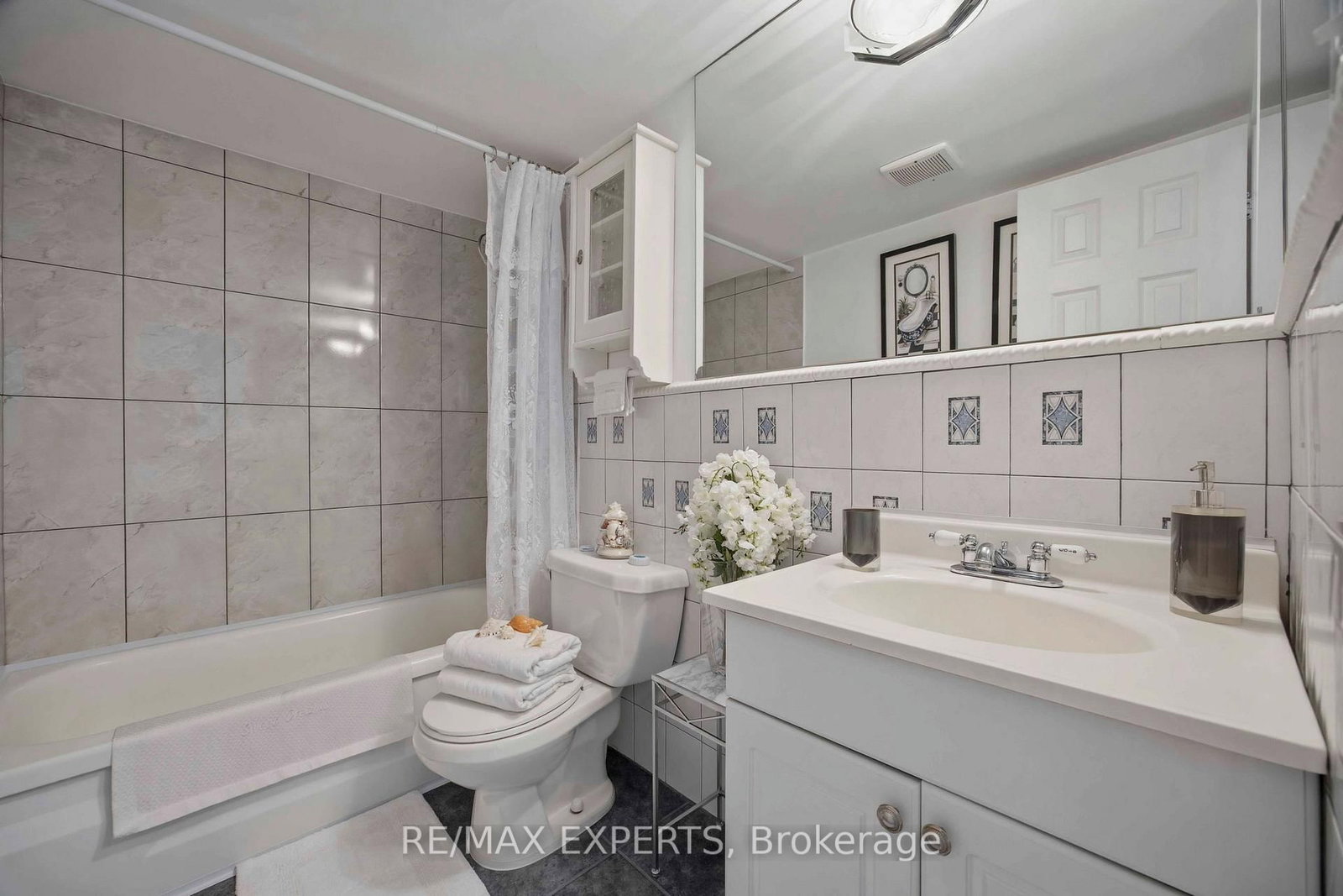 5 Shady Golfway • #1417 • Toronto, ON photo 20