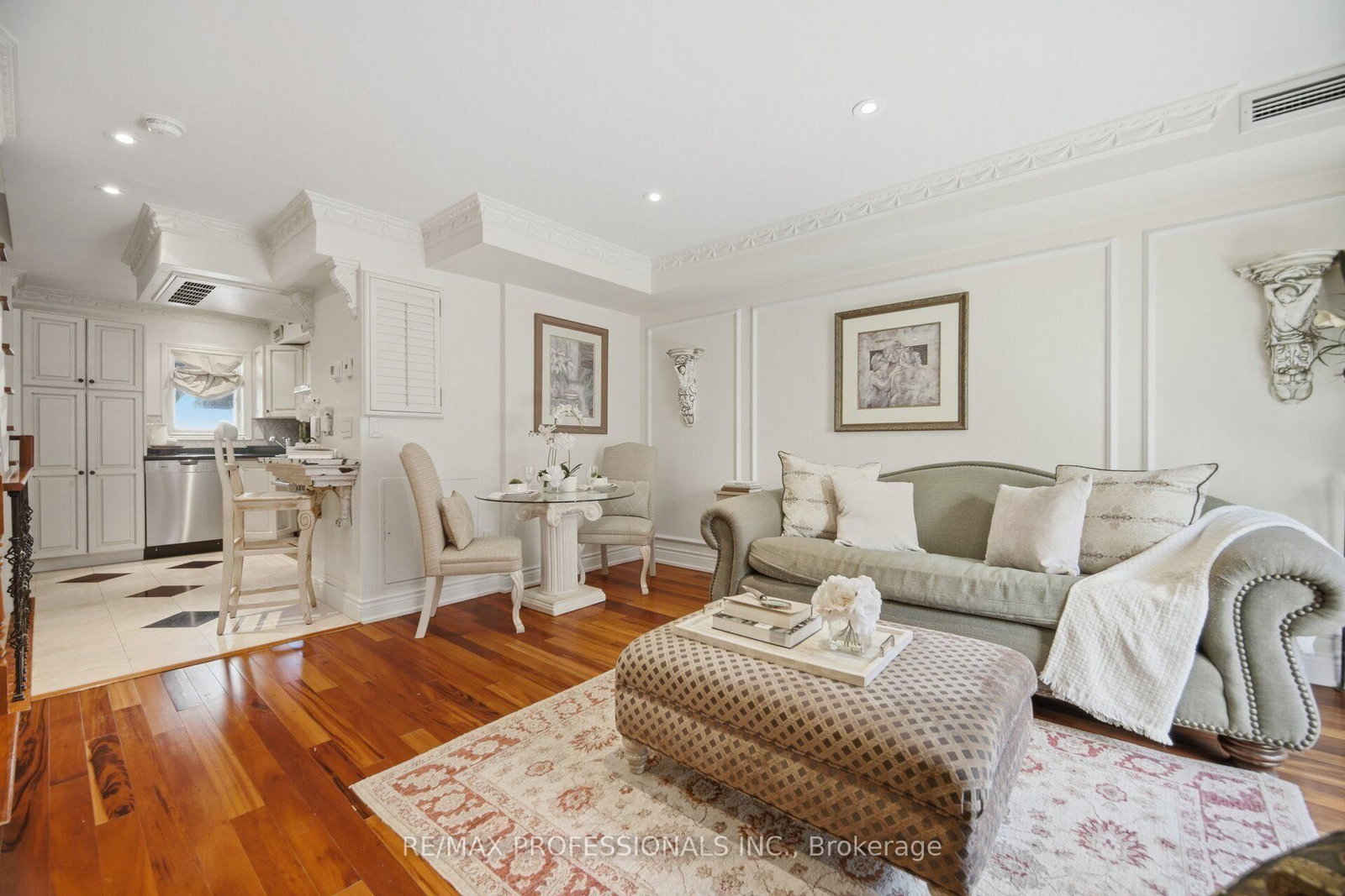 228 St George Street • #10 • Toronto, ON photo 10