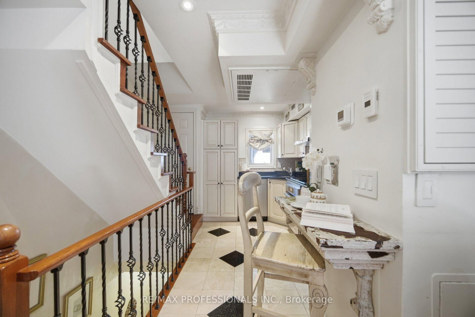 228 St George Street • #10 • Toronto, ON photo 14
