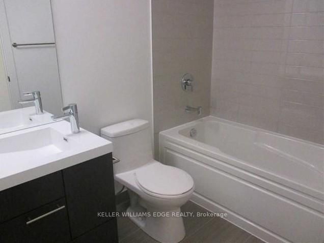 30 Nelson Toronto,ON M5V 0H4 — Photo 10