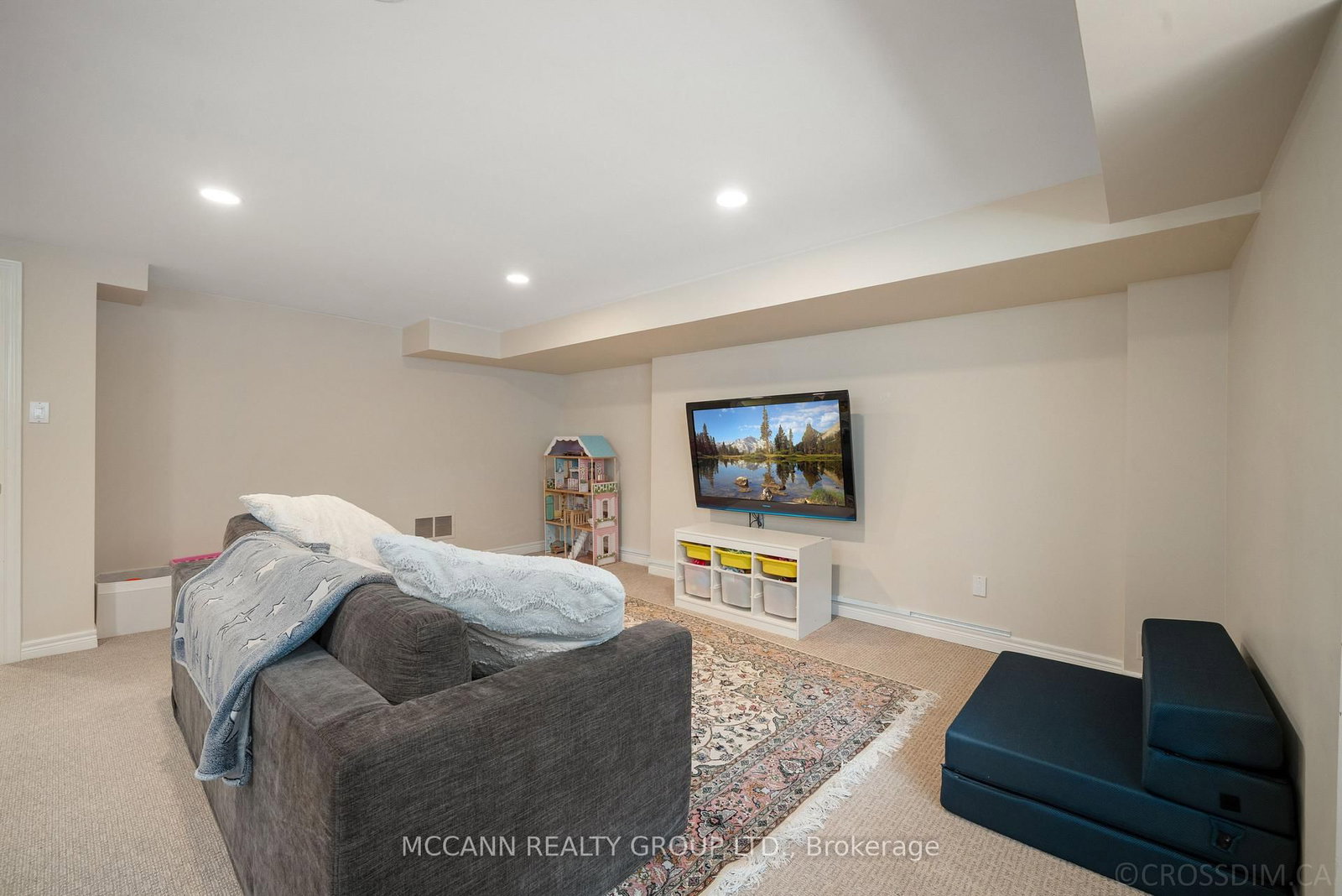 75 Haddington Avenue • Toronto, ON photo 30