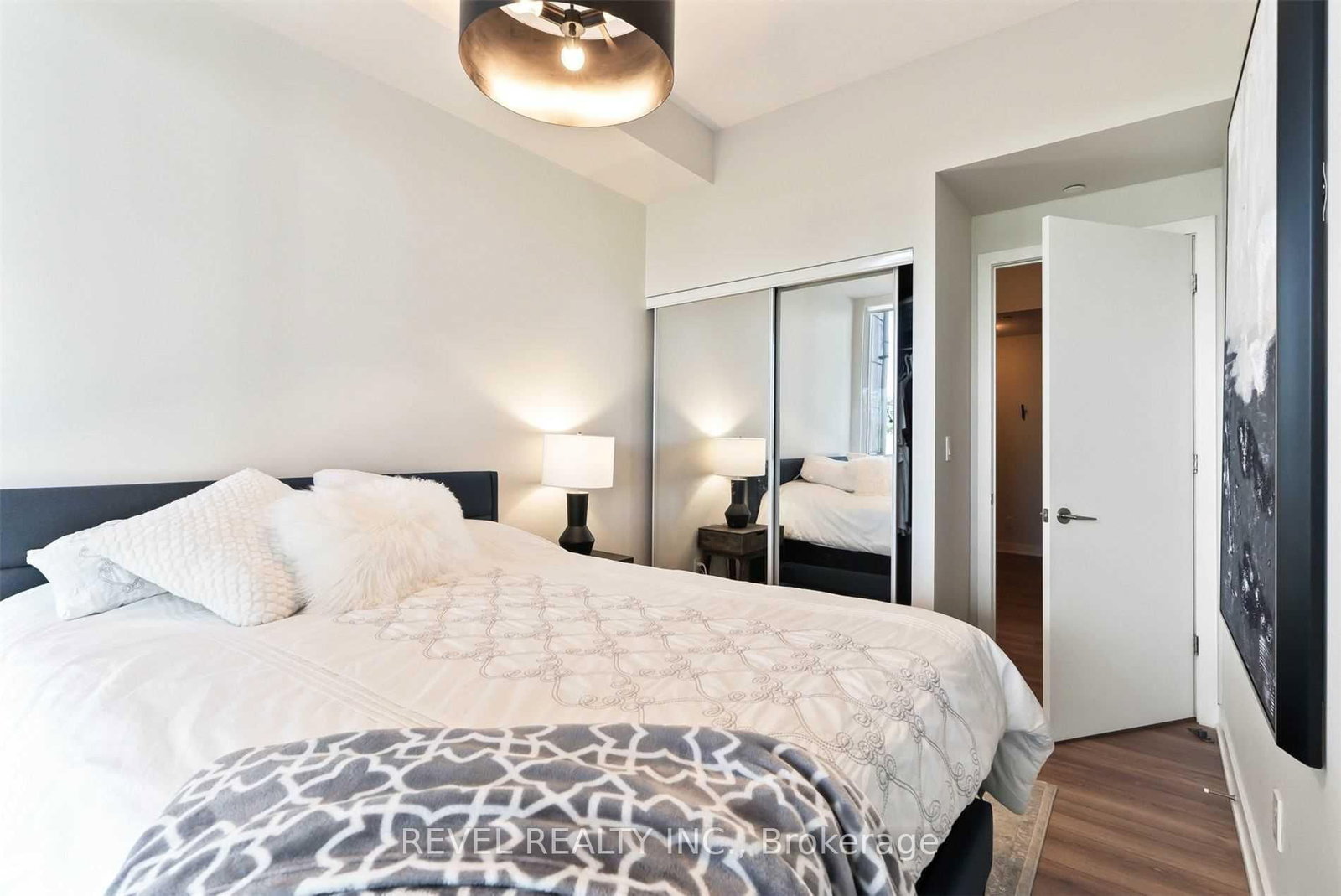 50 Bruyeres Mews • #215 • Toronto, ON photo 11