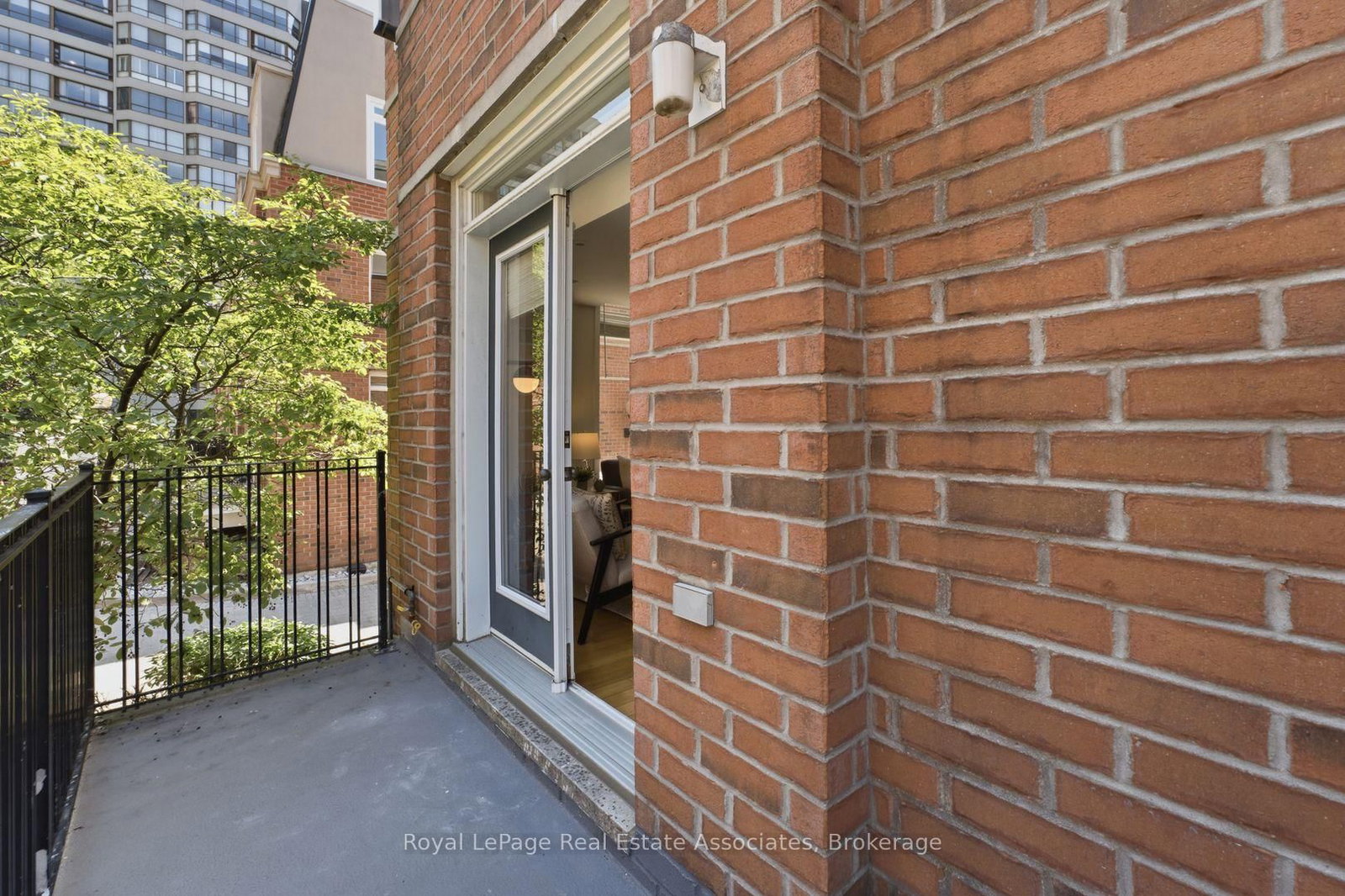 415 Jarvis Street • #206 • Toronto, ON photo 18