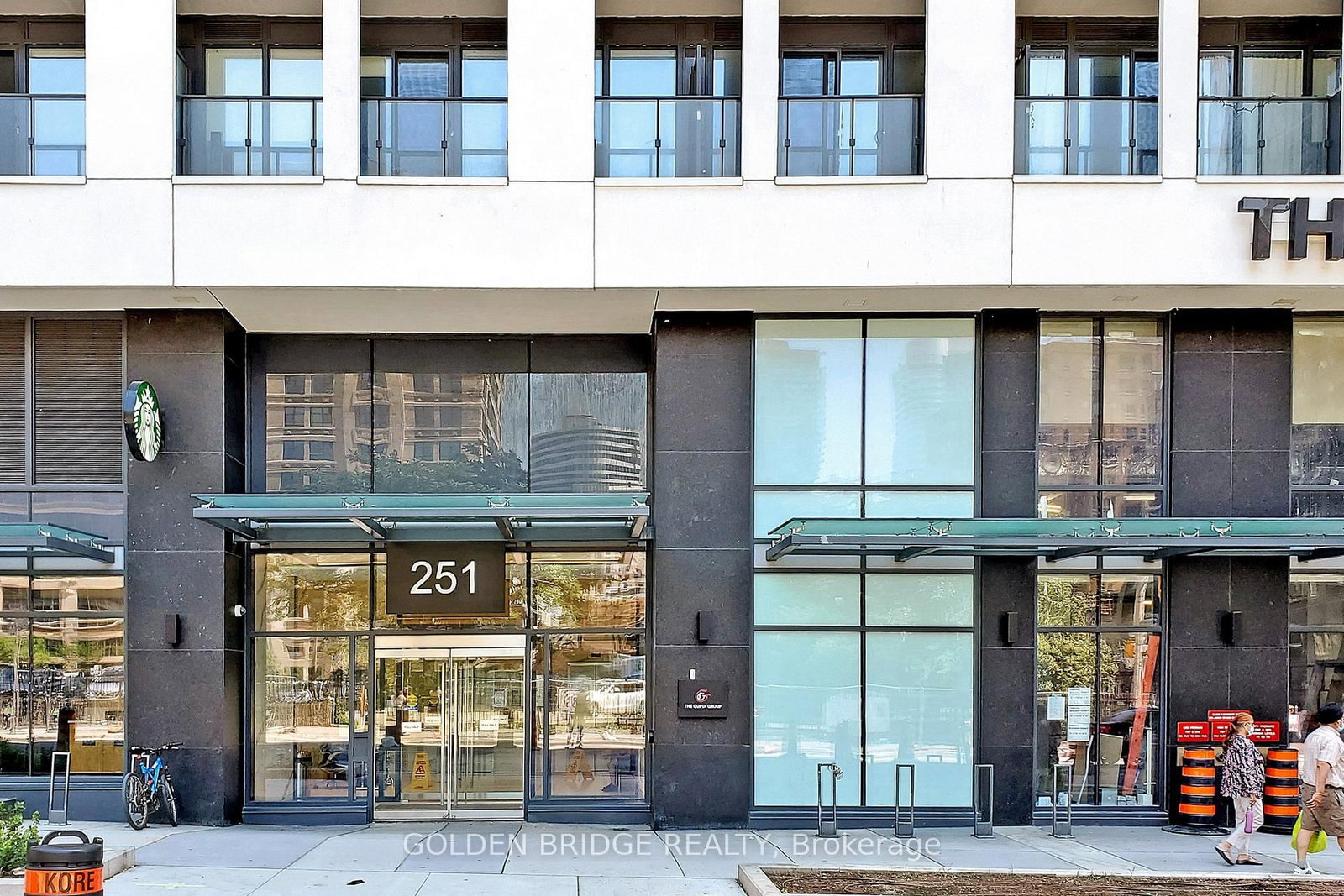 2410 - 251 Jarvis Street, Toronto 4